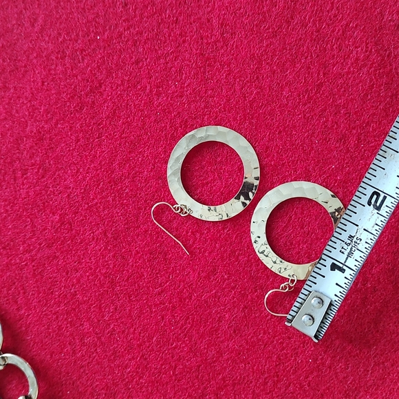 Solid 14k Gold Hammered Circle Earrings - Picture 4 of 6